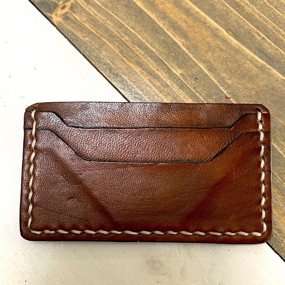 Hand crafted card holderer